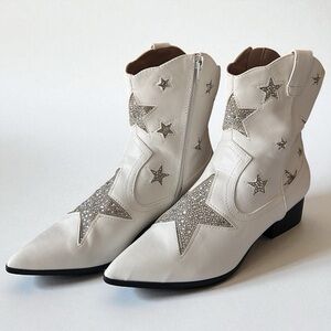 Betsey Johnson White Star-Embellished Ankle Boots